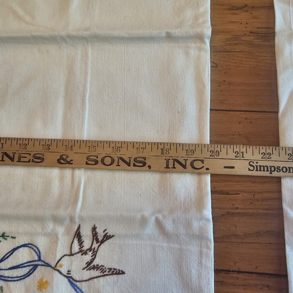 VTG LoveBird Ribbon Hand Embroidered Pillowcase Pair Cottagecore Floral Romantic - Picture 10 of 16